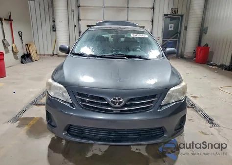 2013 Toyota Corolla Base из США, поврежденный, VIN 2T1BU4EE4DC105953